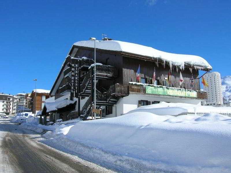 Hotel Miramonti Sestriere Exterior foto